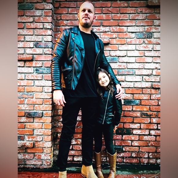 Meet your Posher, Robin - Picture 5 of 7